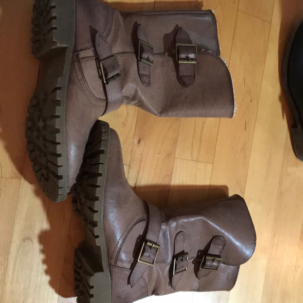 Brown pacsun boots